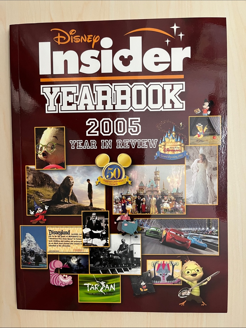 Disney Insider Yearbook 2005: Disneyland 50th Anniversary First Edition